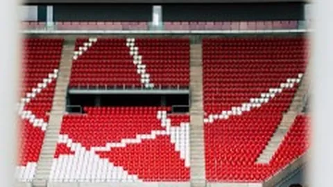 巴西球星米内罗正式加盟上海申花队