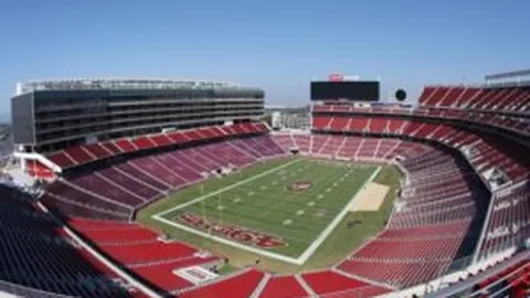 “联盟领跑者骑士逆袭灰熊，四将联手续写7连胜辉煌，米切尔独揽33分6助攻”